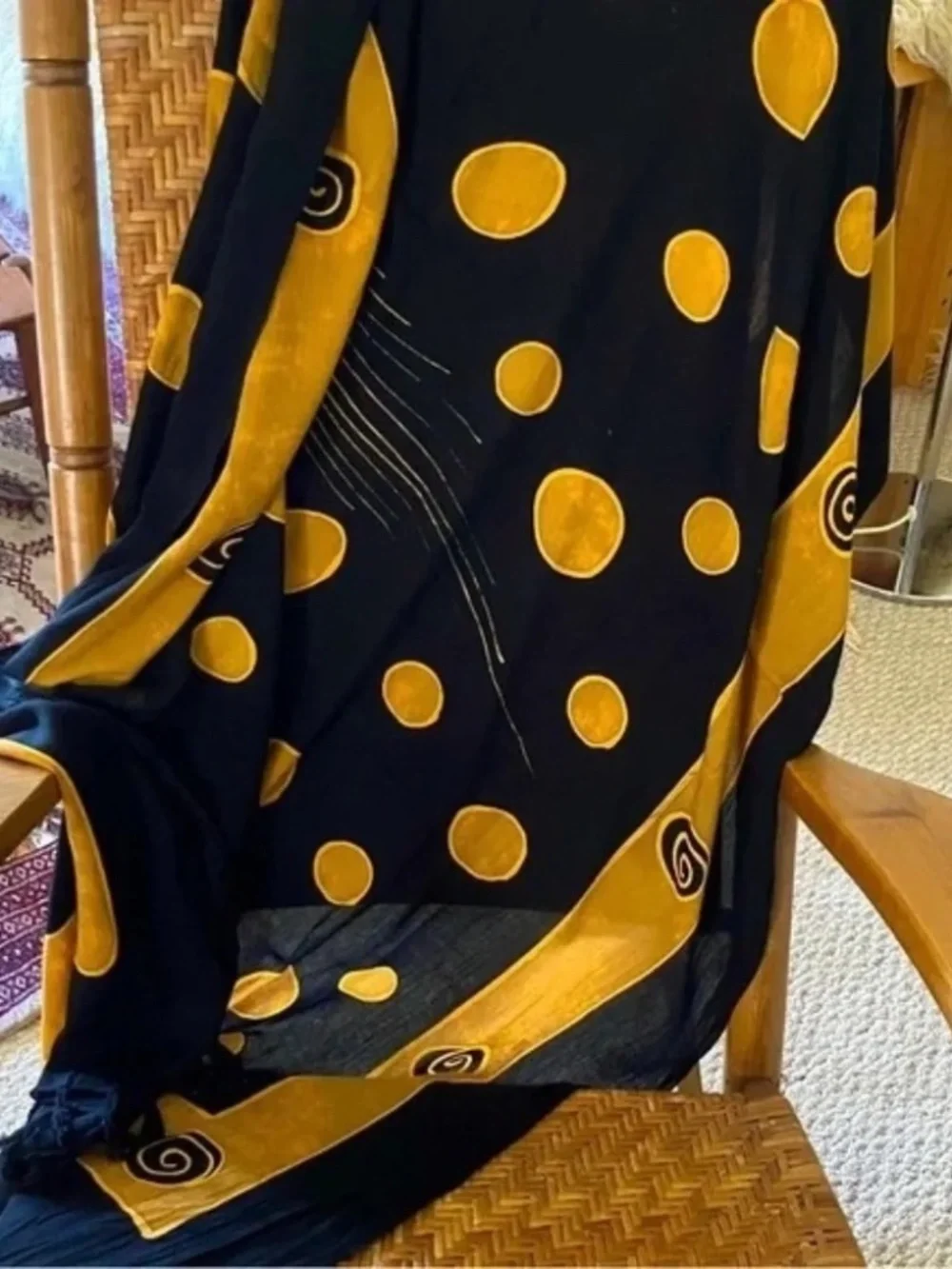 Gorgeous contemporary wrap/cover up NWOT